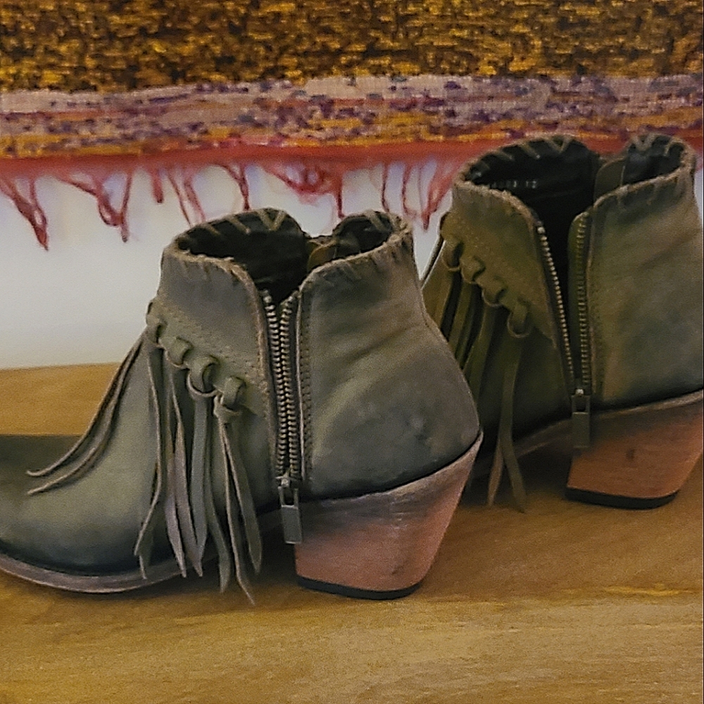 Liberty Black Leather Pointed Boots with Fringe and Hand Topped Stitching